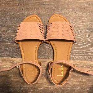 Size 5.5 Lulus sandals